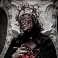 夜幕如天堂般降临